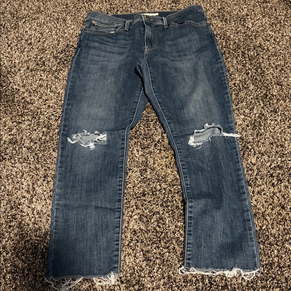 Levi's Slimming Skinny Blue Jeans